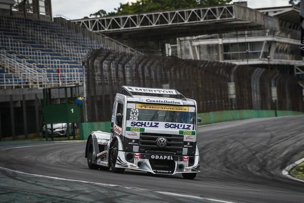 Piloto da SFI CHIPS na Copa Truck dominou a Corrida 1 (Duda Bairros/+Brasil)