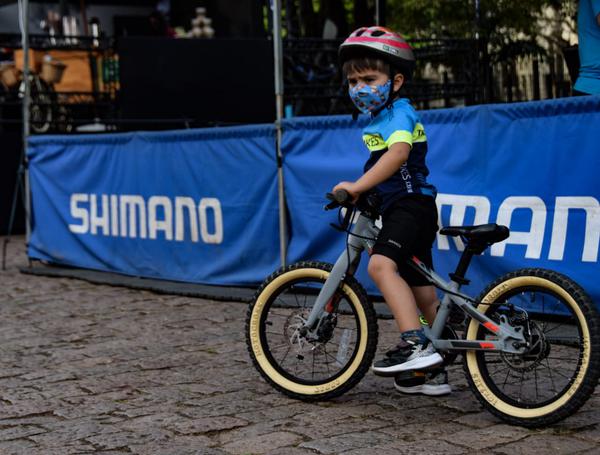 Kids Bike Race foi atração na arena neste domingo