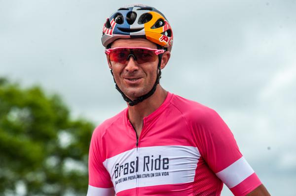Ciclista português sempre de bom humor (Ney Evangelista / Santander Brasil Ride)