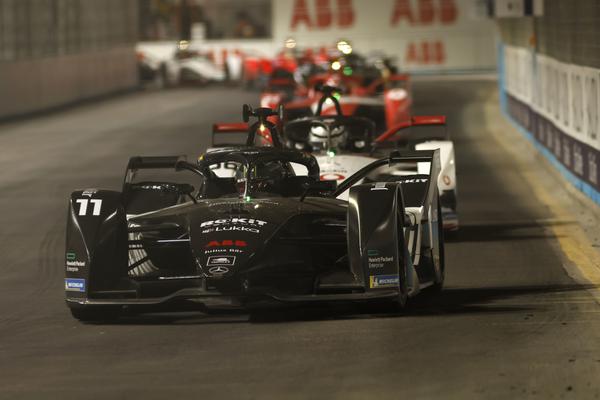 Di Grassi na Arábia Saudita: bons resultados com a nova equipe (Venturi Racing)