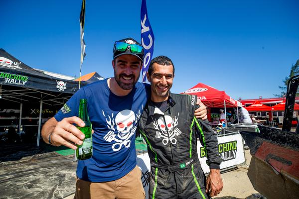 Os pilotos Fabrício Bianchini e Max Fernandes (Magnus Torquato/Fotop)