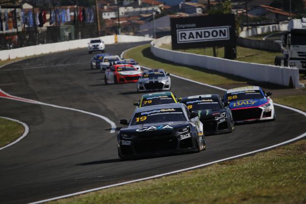 A GT Sprint Race 2022 é composta por três categorias: PRO, PROAM e AM (Luciano Santos / SiGCom)