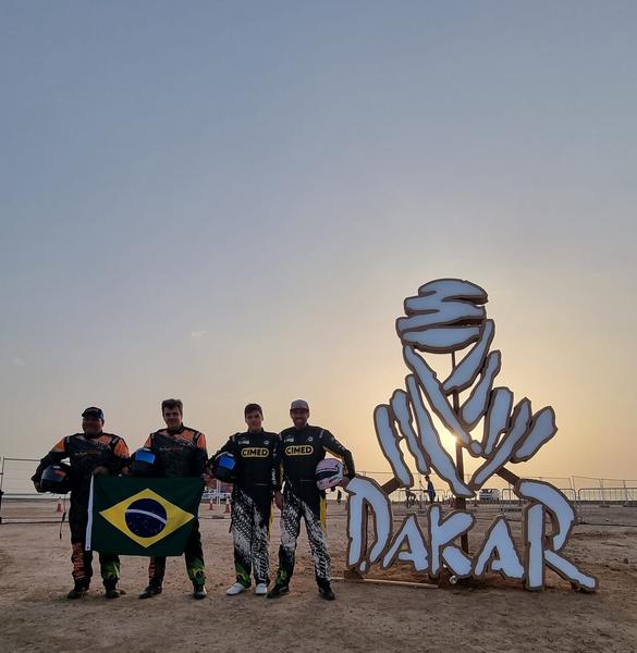 Luppi, Justo, Conti e Bianchi prontos para Dakar que larga neste 1o dia do ano (@mchphotocz)