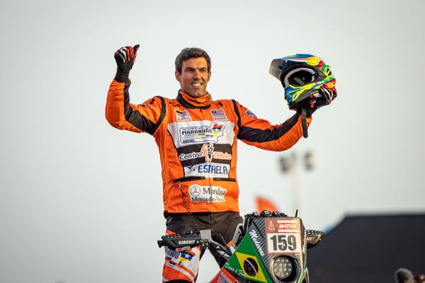 Marcelo Medeiros conquista a sua primeira vitória no Dakar 2023 (Vinícius Branca / Fotop)
