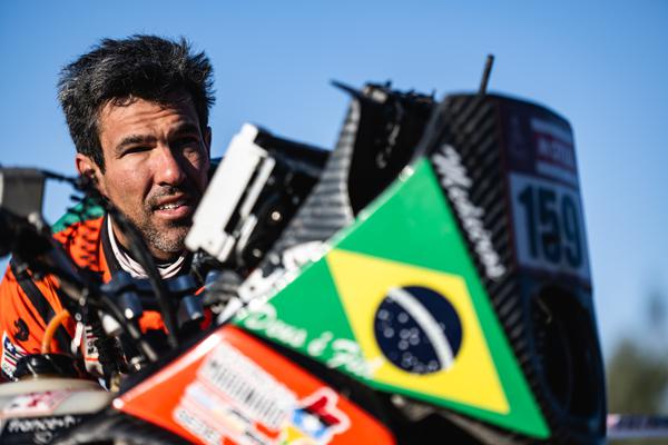 Marcelo Medeiros conquista sua segunda vitória no Dakar 2023 (Duda Bairros / Fotop)