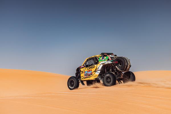 O estreante Conti é o piloto sul-americano mais jovem do Dakar 2023 (@mchphotocz)