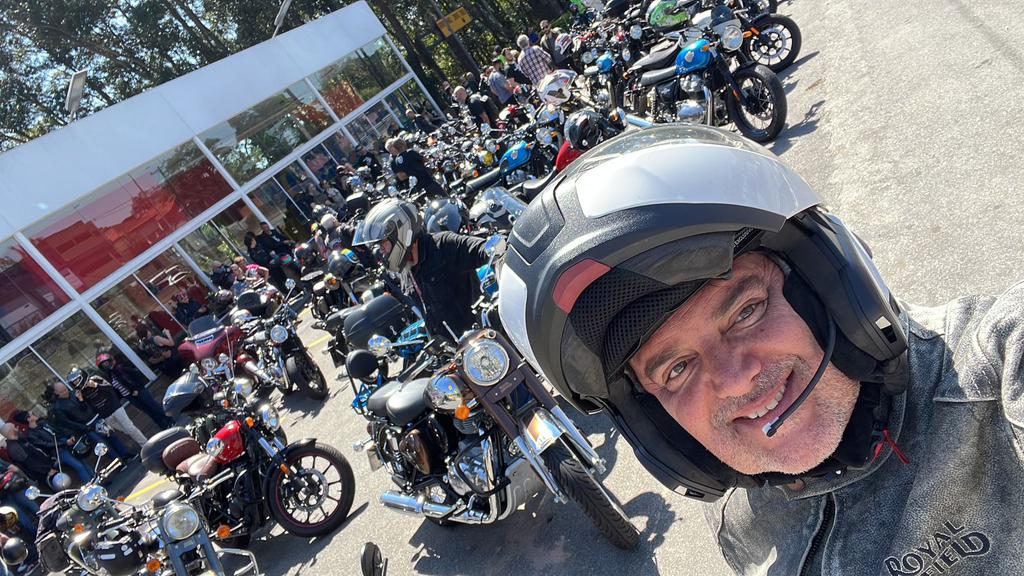 Raul Fernandes Jr, sócio-diretor da 2WMotors, reuniu mais de 200 motos no evento (Divulgação)
