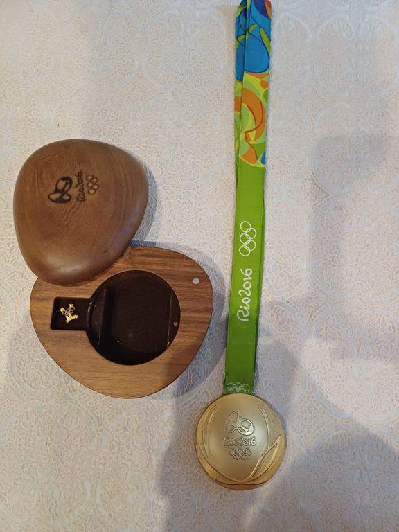 Medalha de Ouro do futebol dos Jogos Olímpicos Rio-2016 está à venda (Divulgação)