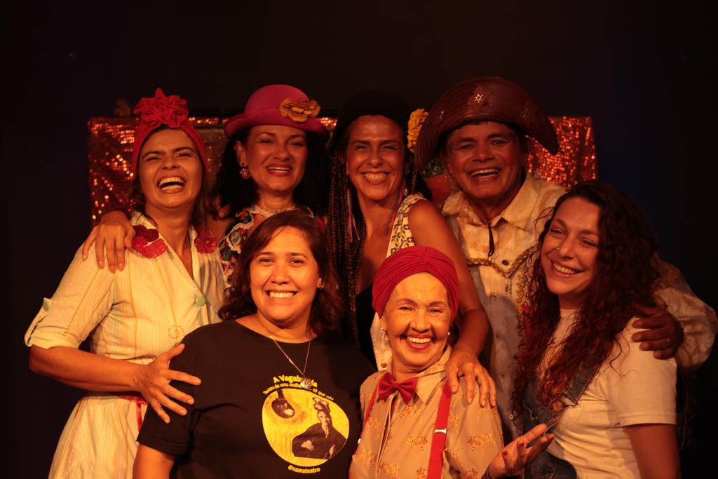 Equipe do Grupo Xama Teatro - Foto - Divulgação